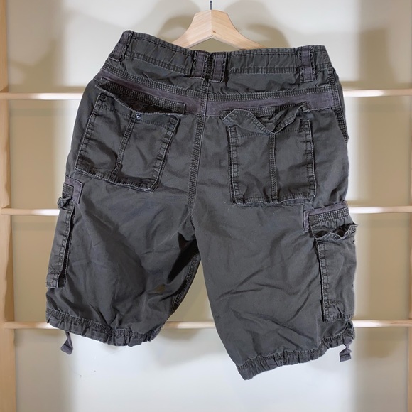 Brown Coupé Cargo Shorts - Picture 2 of 3